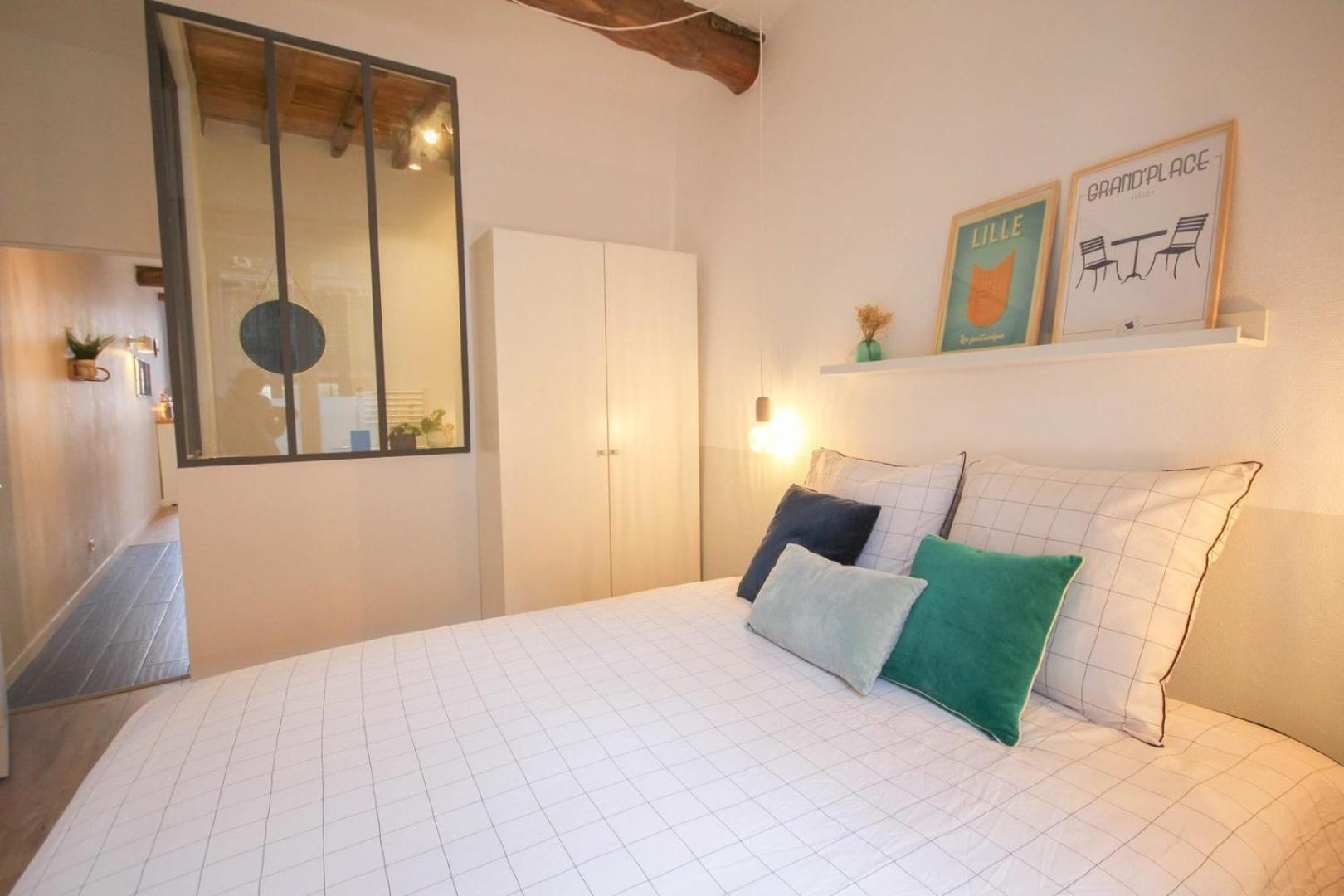 Ferienwohnung In The Heart Of Old Lille: Rue De La Monnaie Exterior foto